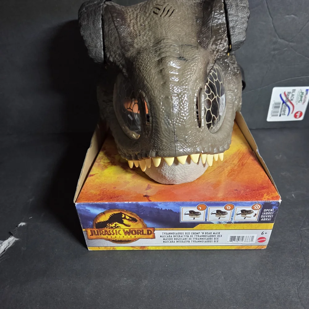 Jurassic World Diminion T-Rex Chomp 'N Roar Mask W/ Sounds. Brand New. - Picture 2 of 8